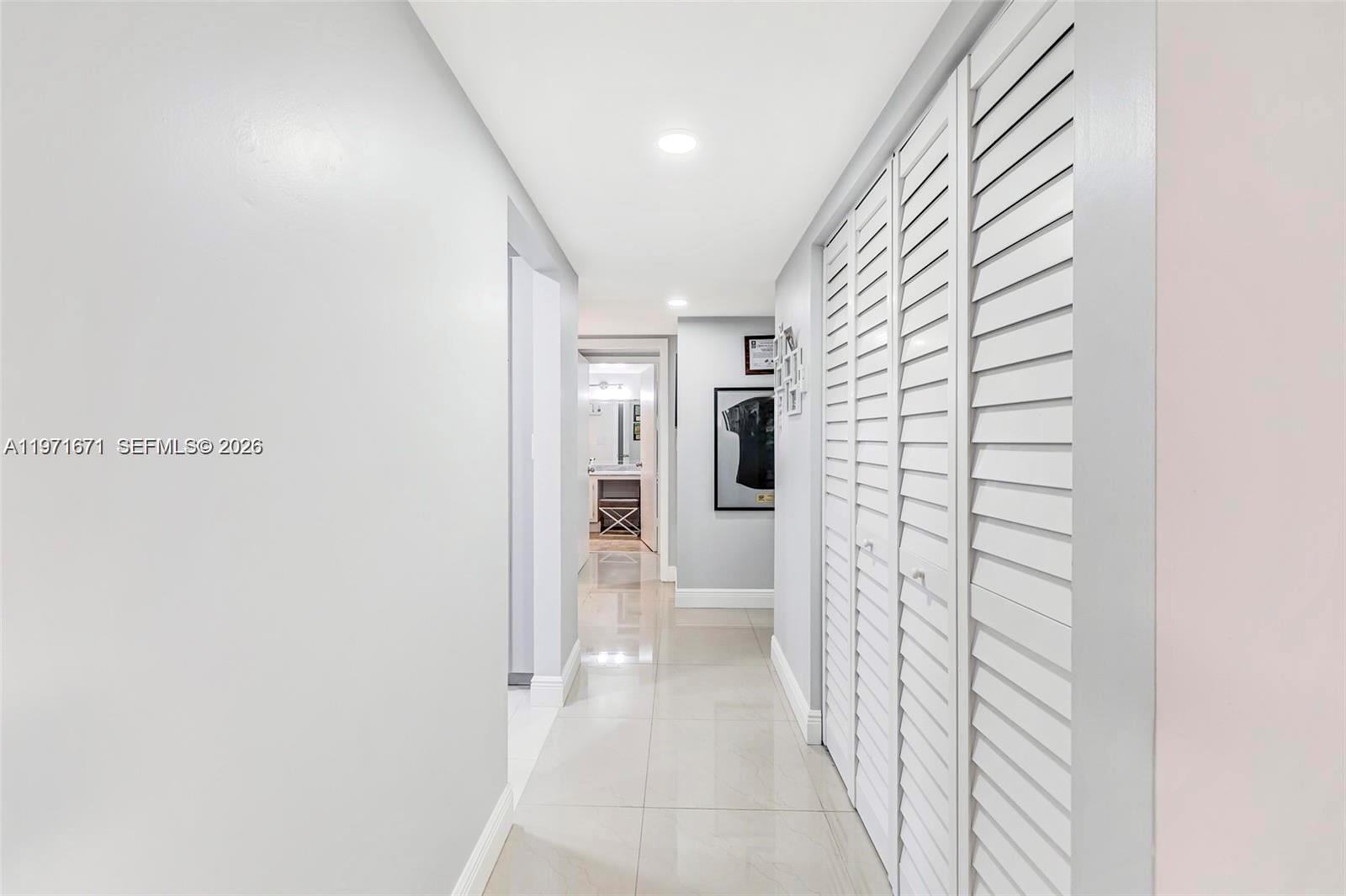 601 Ives Dairy Road Miami, FL 33179 - Photo 12 of 42