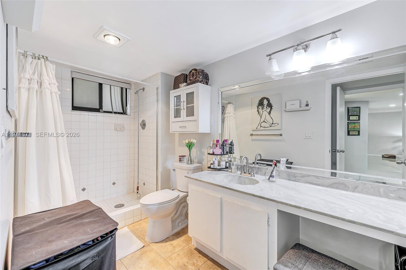 601 Ives Dairy Road Miami, FL 33179 - Photo 16 of 42