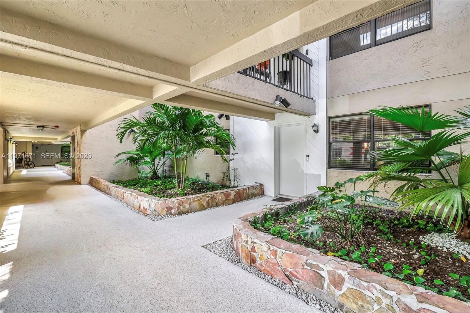 601 Ives Dairy Road Miami, FL 33179 - Photo 28 of 42