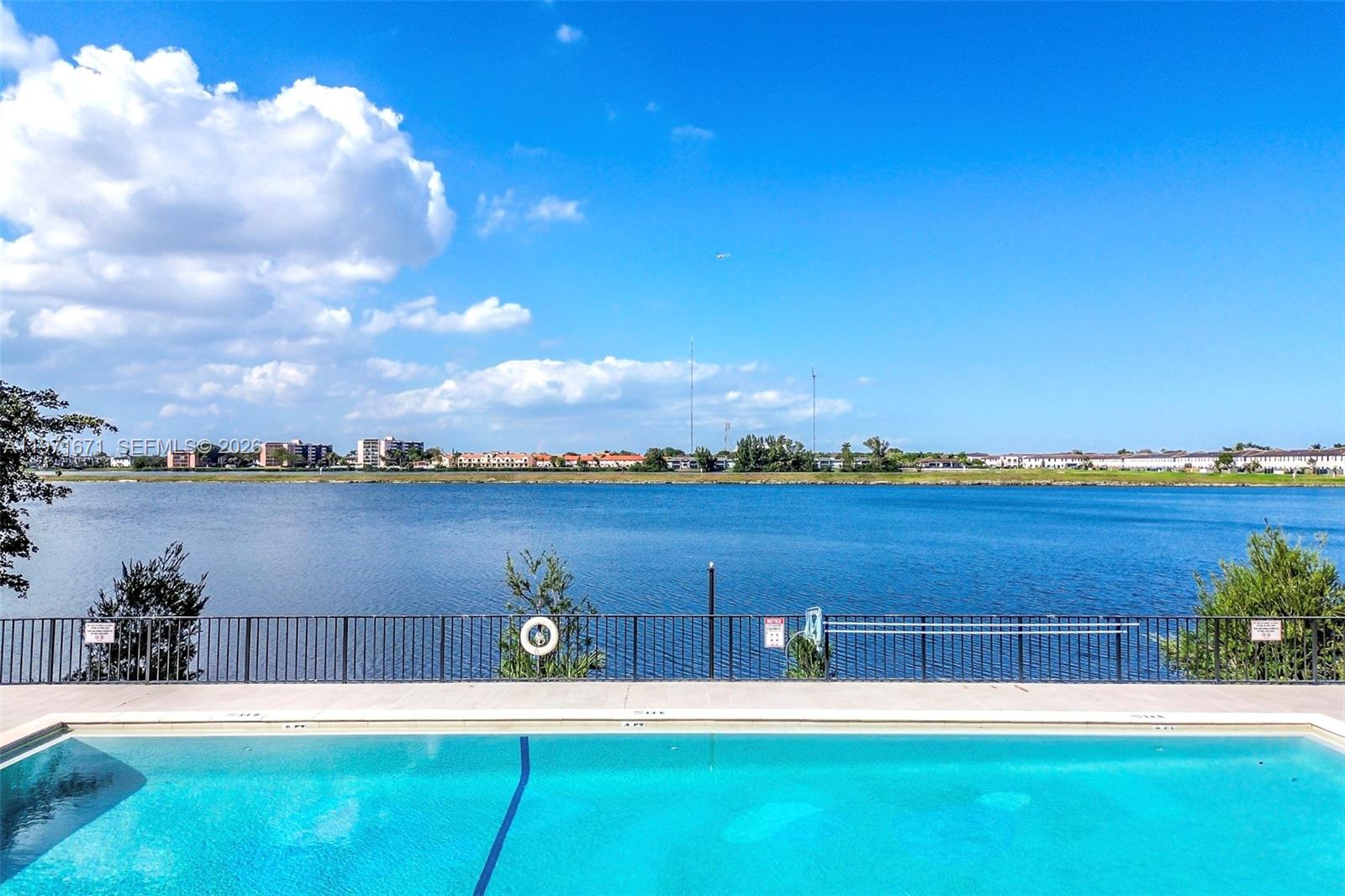 601 Ives Dairy Road Miami, FL 33179 - Photo 30 of 42