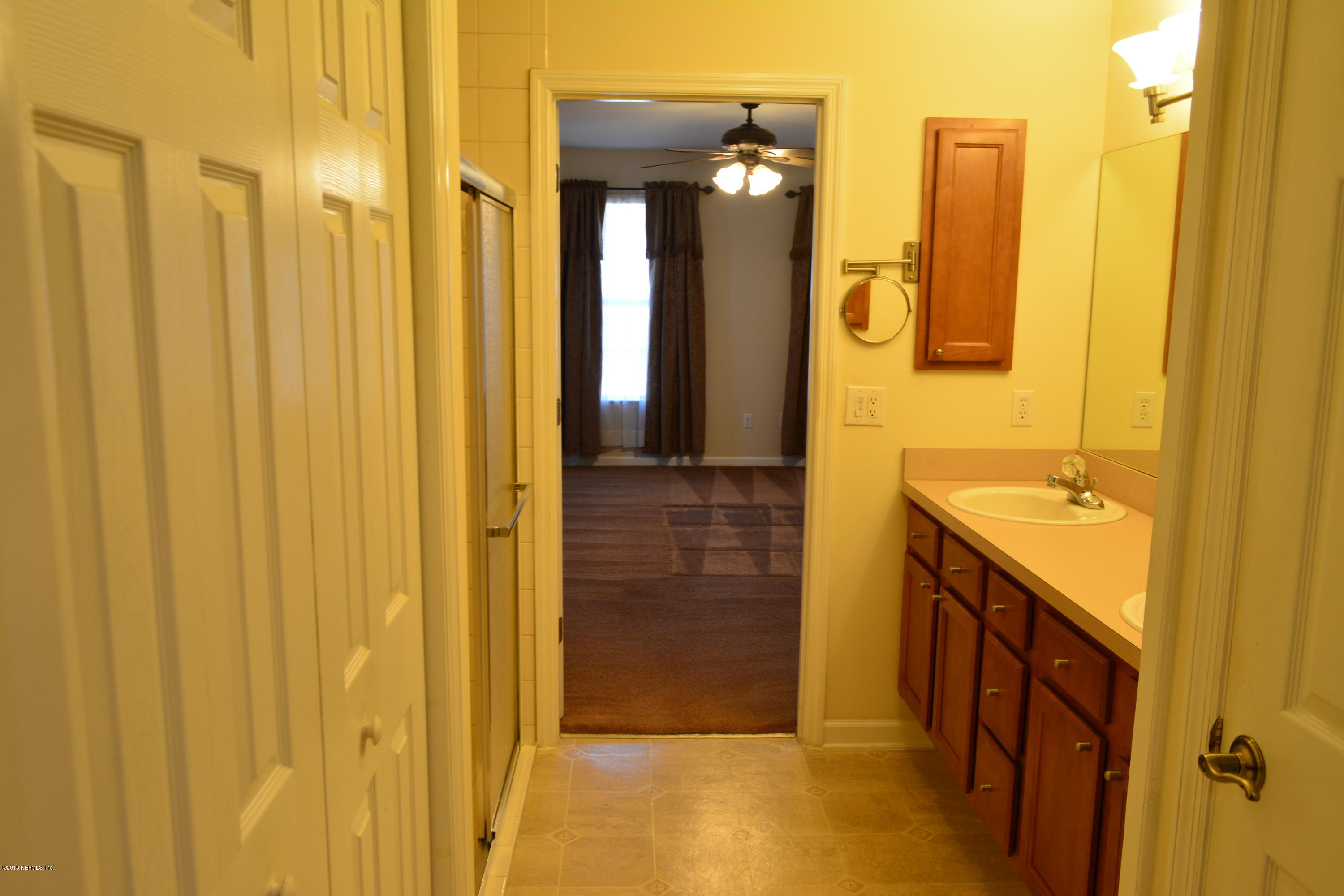 9161 Hipps Road Jacksonville, FL 32222 - Photo 8 of 16 Master bath