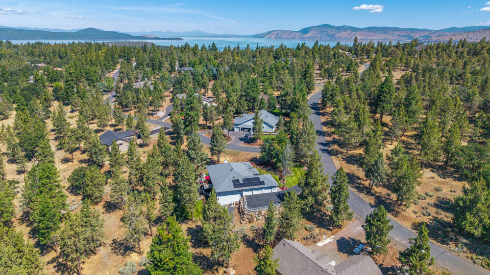 10046 Dowitcher Road Klamath Falls, OR 97601 - Photo 71 of 73 10046DowitcherRd-74
