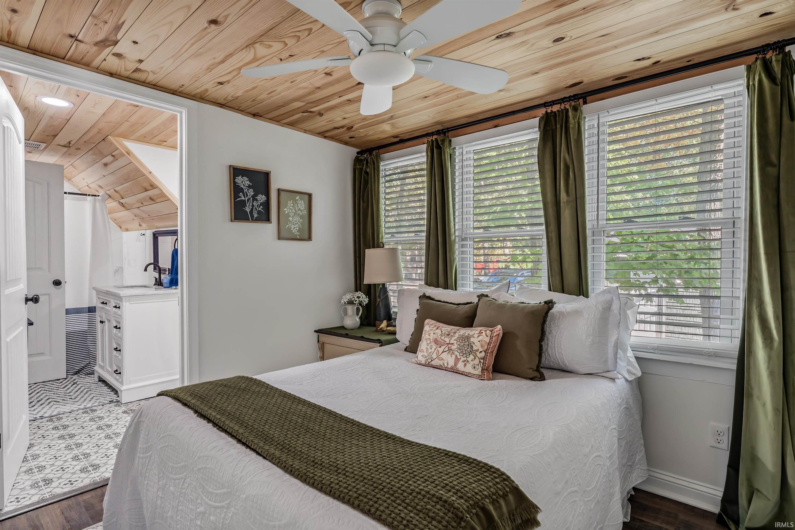 456 Spring Beach Road Rome City, IN 46784 - Photo 19 of 36