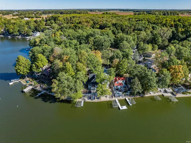 $765,000 | 456 Spring Beach Road, Rome City, IN 46784