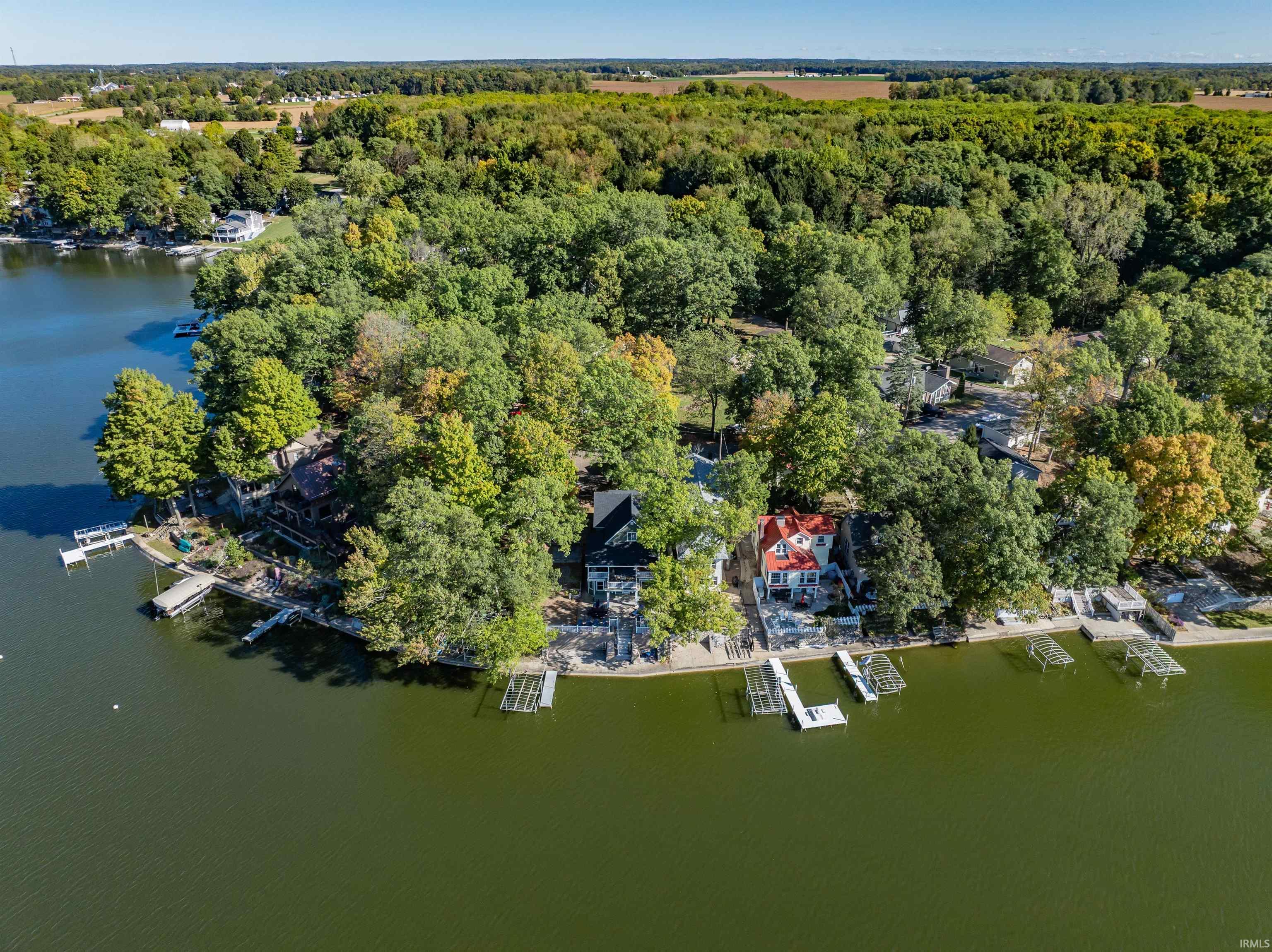 456 Spring Beach Road Rome City, IN 46784 - Photo 3 of 36