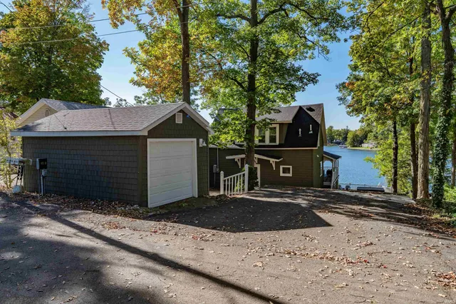 $765,000 | 456 Spring Beach Road, Rome City, IN 46784