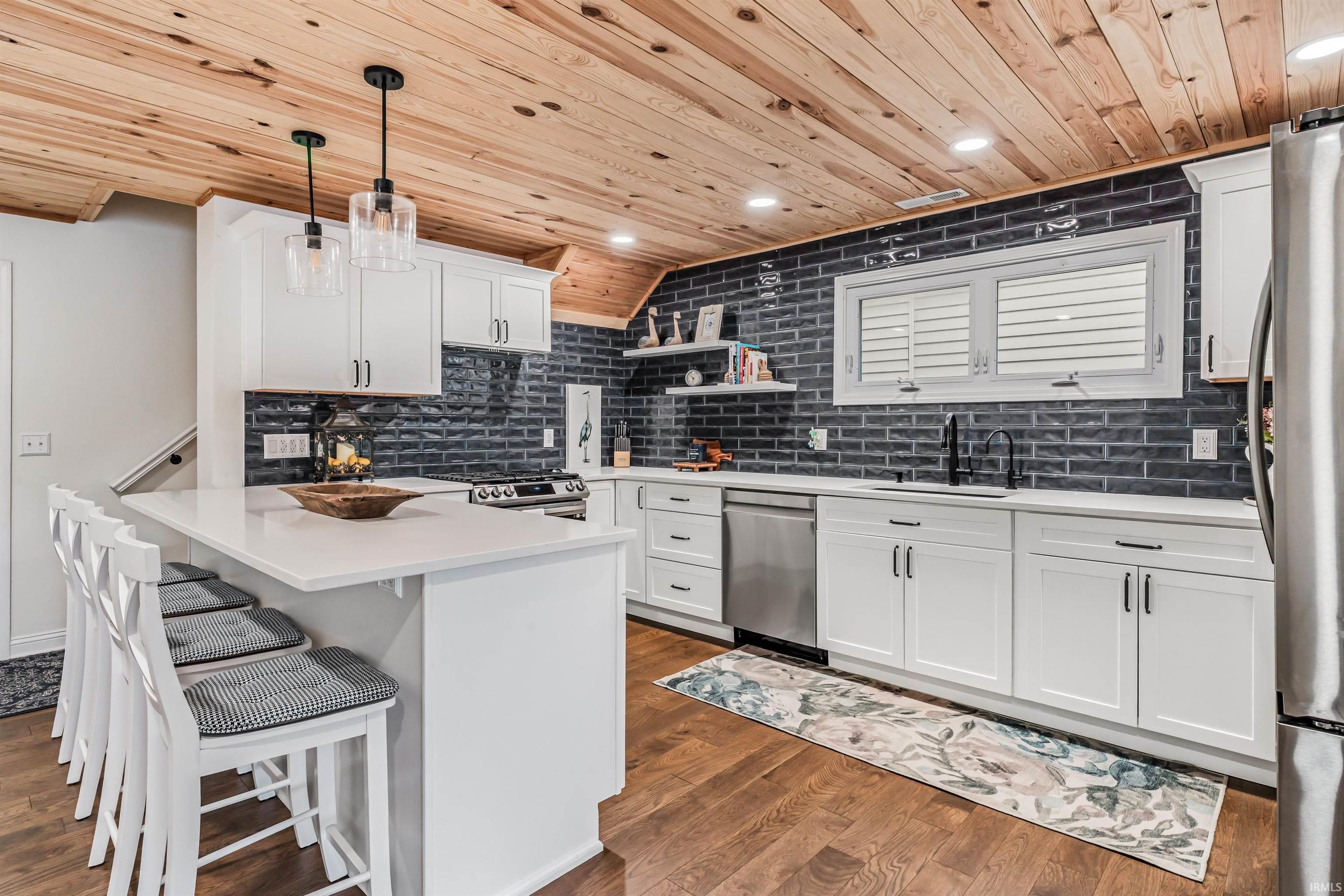 456 Spring Beach Road Rome City, IN 46784 - Photo 6 of 36