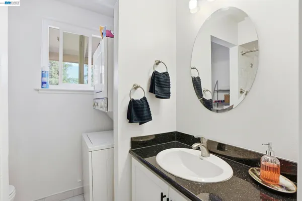 $398,000 | 5505 Roundtree Drive, Unit B, Concord, CA 94521