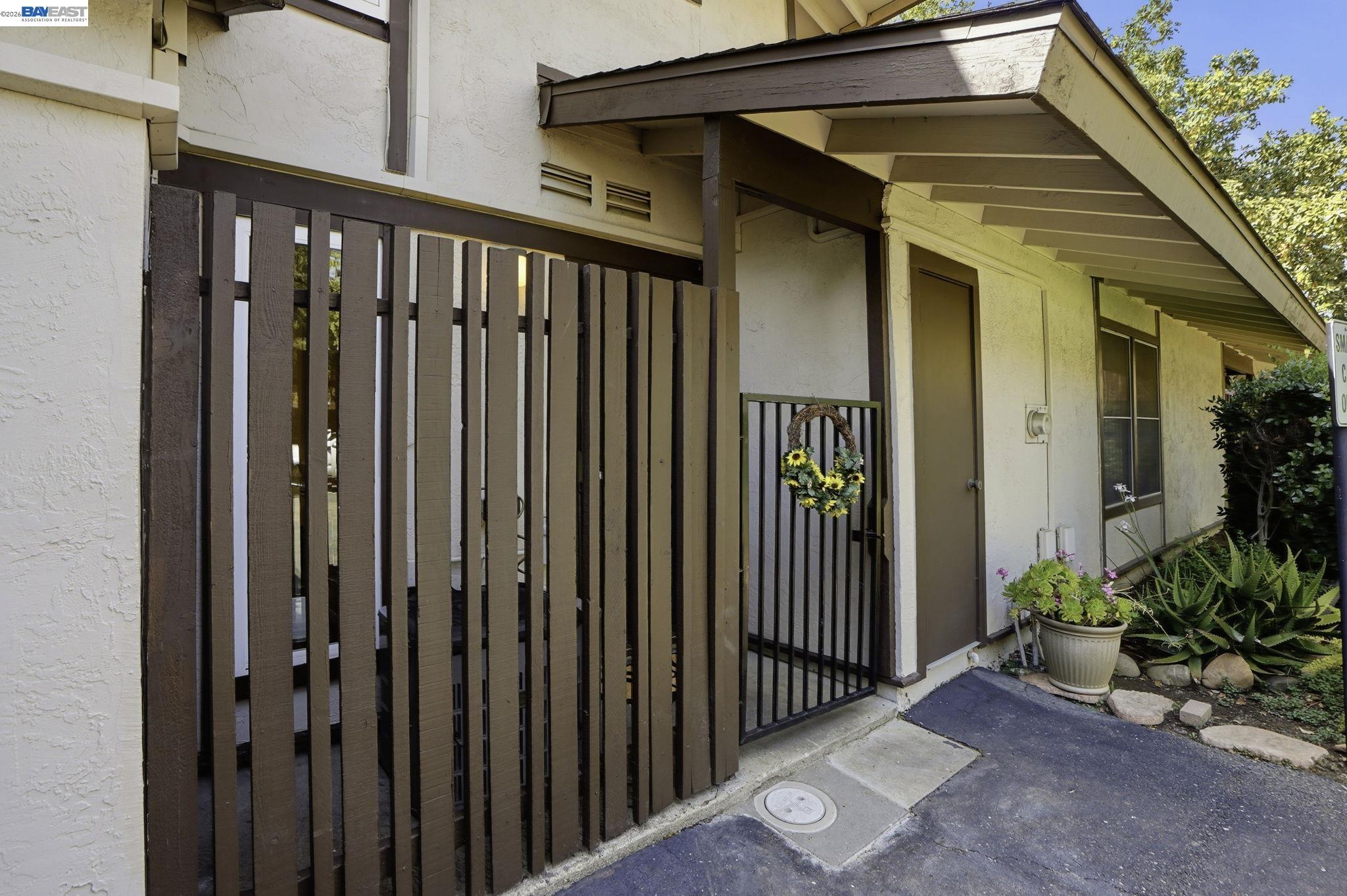5505 Roundtree Drive, Unit B Concord, CA 94521 - Photo 24 of 29 a view of a porch with a backyard
