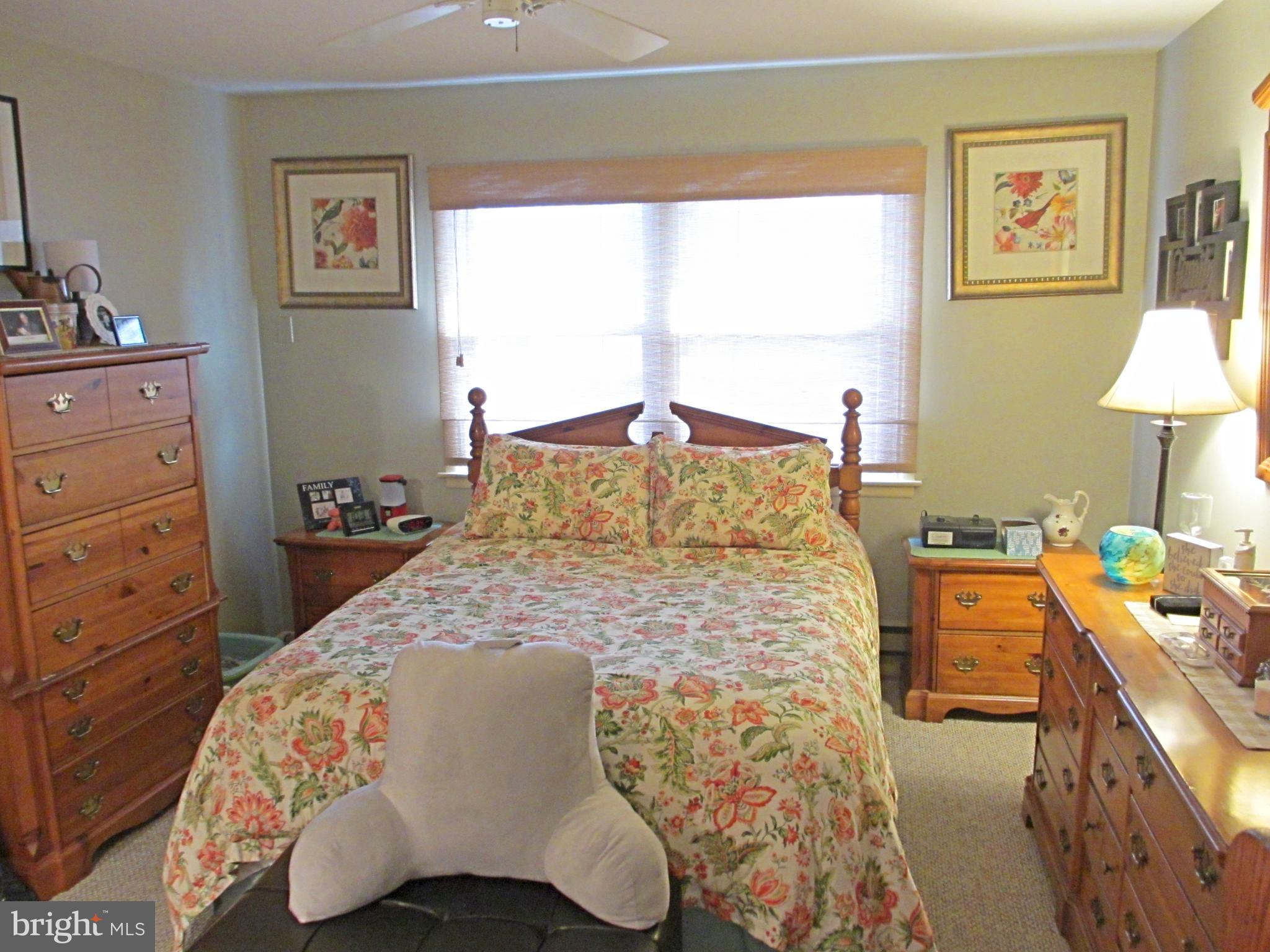 37 Magnolia Road Manahawkin, NJ 08050 - Photo 14 of 36
