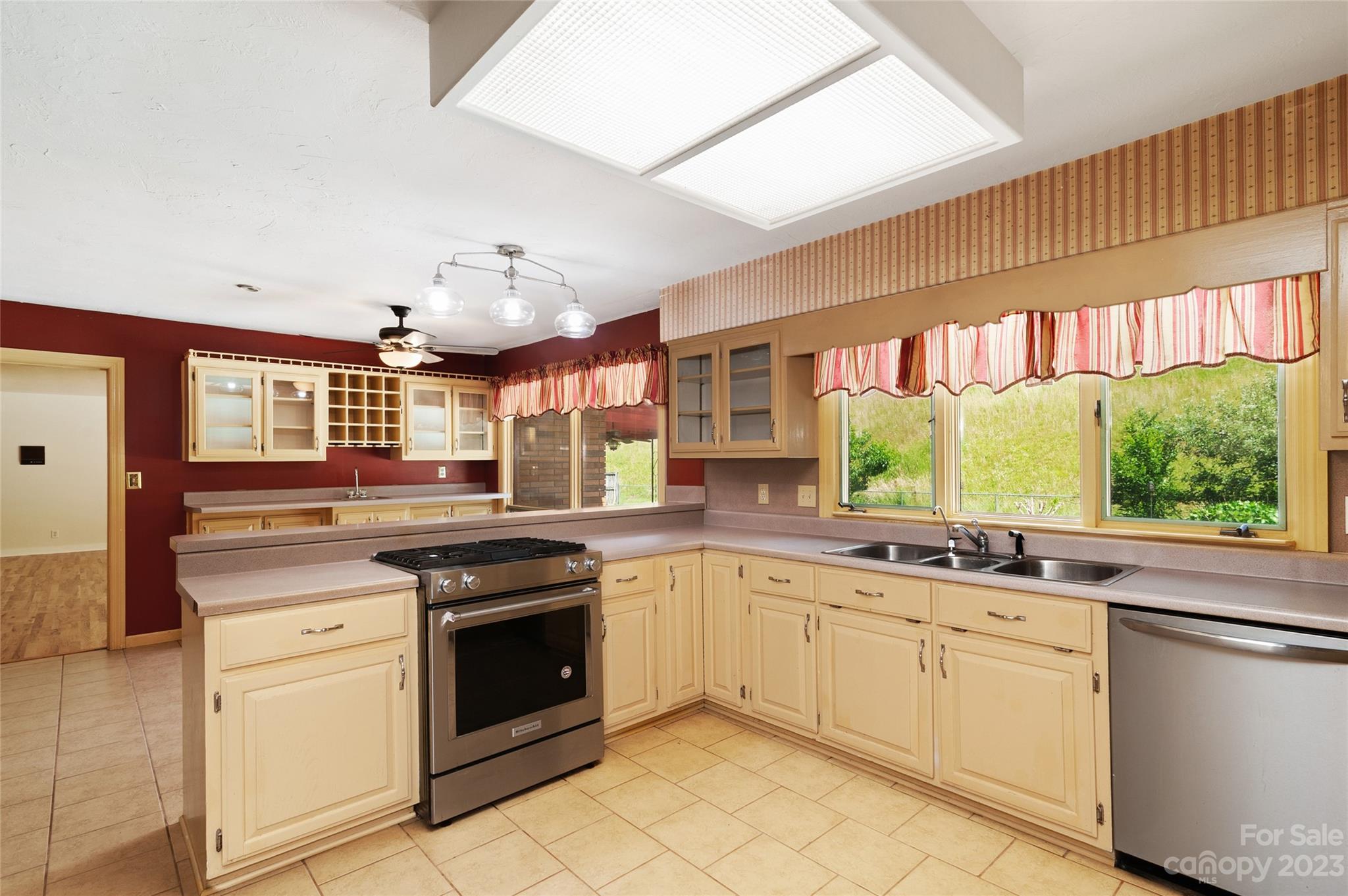 479 Stewart Road Andrews, NC 28901 - Photo 8 of 33 Gallery Image 8