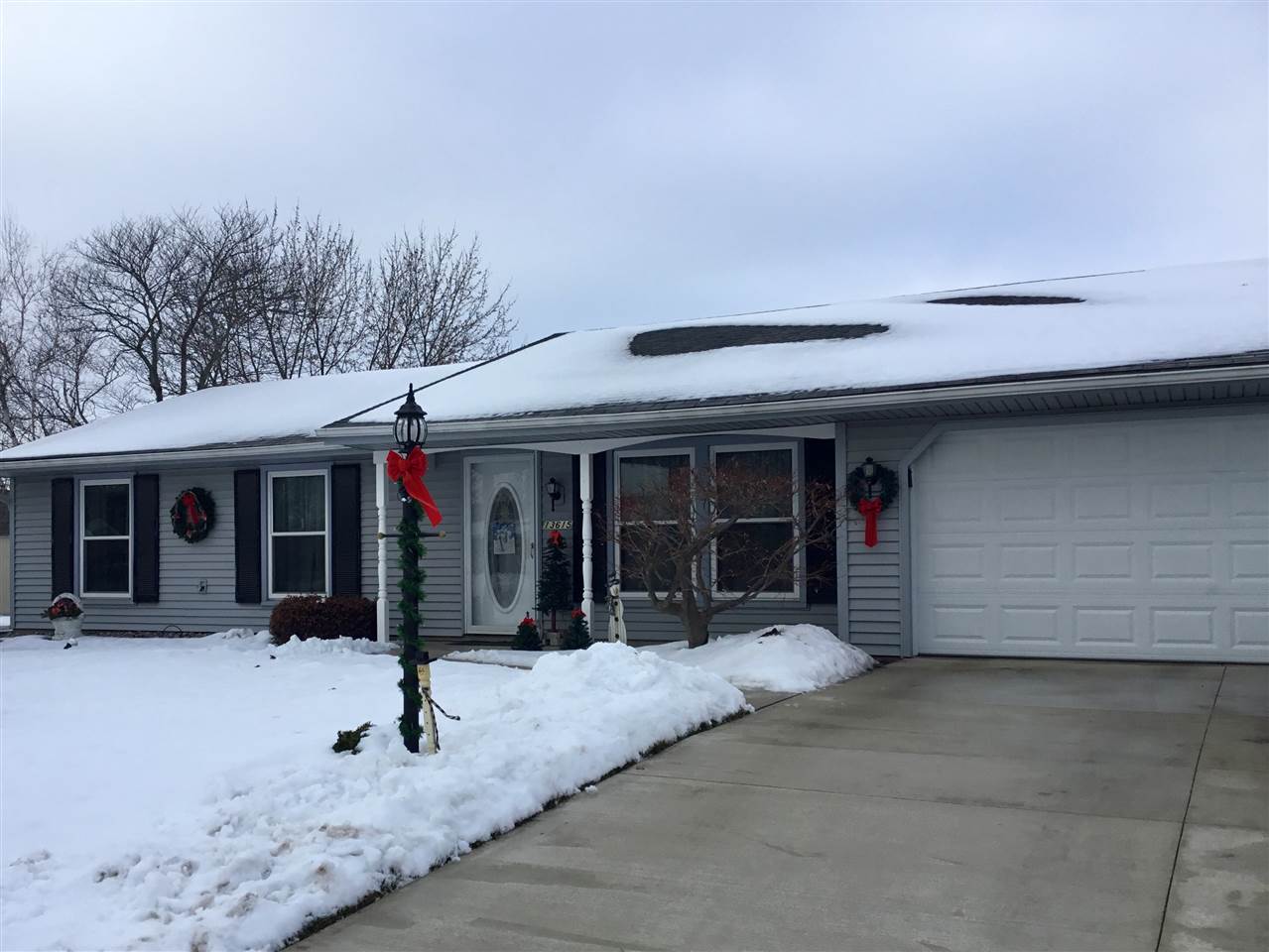 13615 East Ridgeview Court Grabill, IN 46741 - Photo 2 of 33 Gallery Image 2