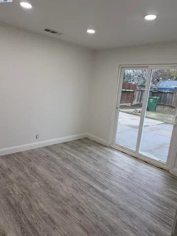 $459,000 | 239 East 20th Street, Tracy, CA 95376