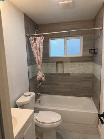 $459,000 | 239 East 20th Street, Tracy, CA 95376