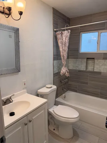 $459,000 | 239 East 20th Street, Tracy, CA 95376