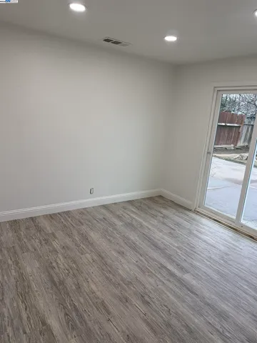 $459,000 | 239 East 20th Street, Tracy, CA 95376