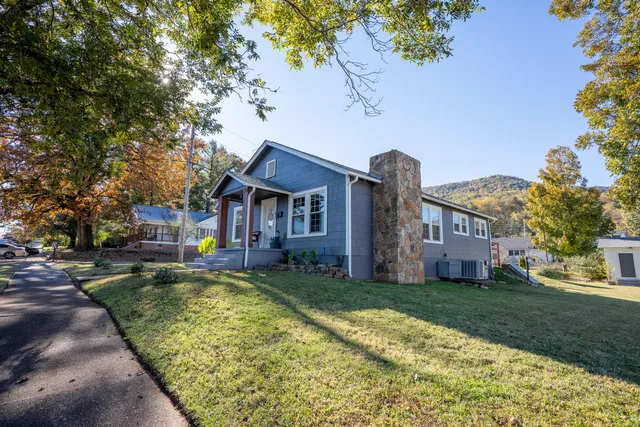 $344,000 | 618 Elm Avenue, South Pittsburg, TN 37380