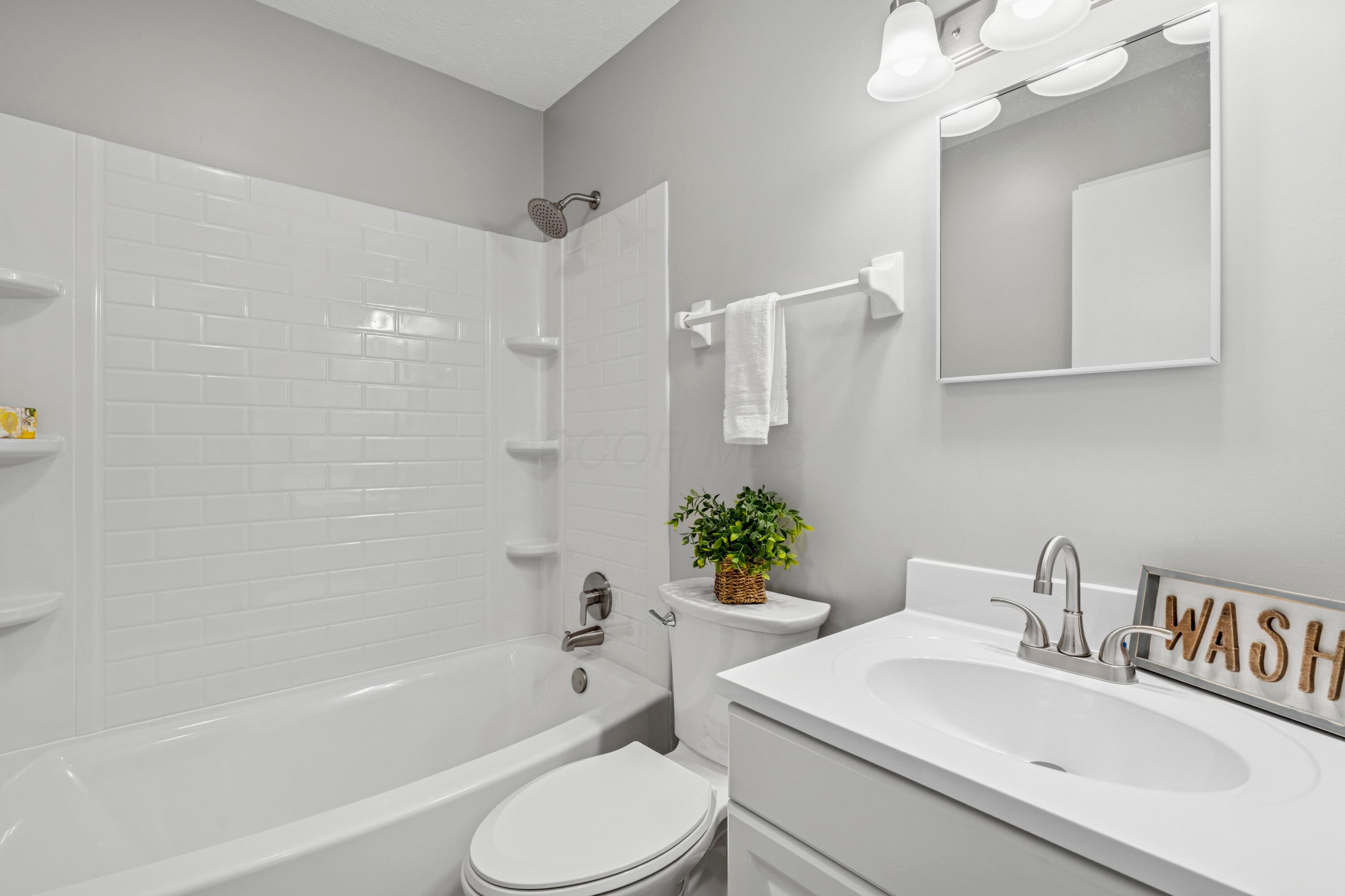 747 Birmingham Road Westerville, OH 43081 - Photo 21 of 33 .