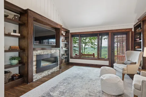 $2,099,000 | 1517 Laurel Lake Drive, Monteagle, TN 37356
