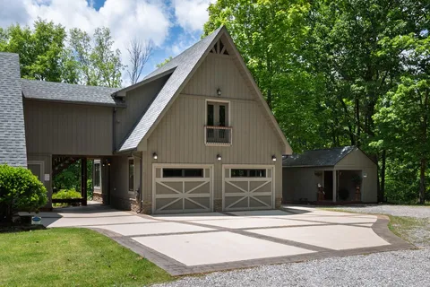 $2,099,000 | 1517 Laurel Lake Drive, Monteagle, TN 37356
