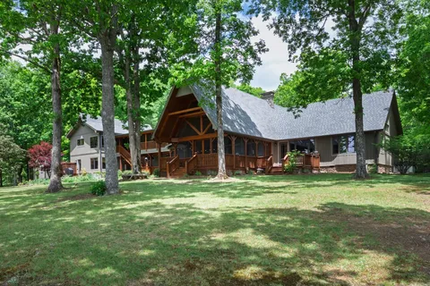 $2,099,000 | 1517 Laurel Lake Drive, Monteagle, TN 37356