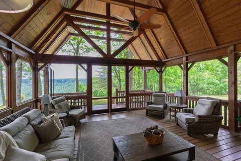 $2,099,000 | 1517 Laurel Lake Drive, Monteagle, TN 37356