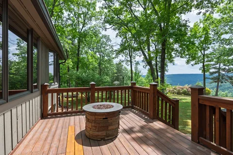 $2,099,000 | 1517 Laurel Lake Drive, Monteagle, TN 37356