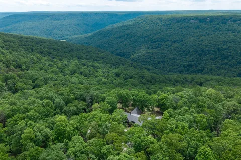$2,099,000 | 1517 Laurel Lake Drive, Monteagle, TN 37356