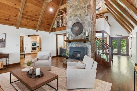 $2,099,000 | 1517 Laurel Lake Drive, Monteagle, TN 37356