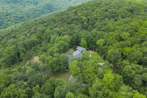 $2,099,000 | 1517 Laurel Lake Drive, Monteagle, TN 37356
