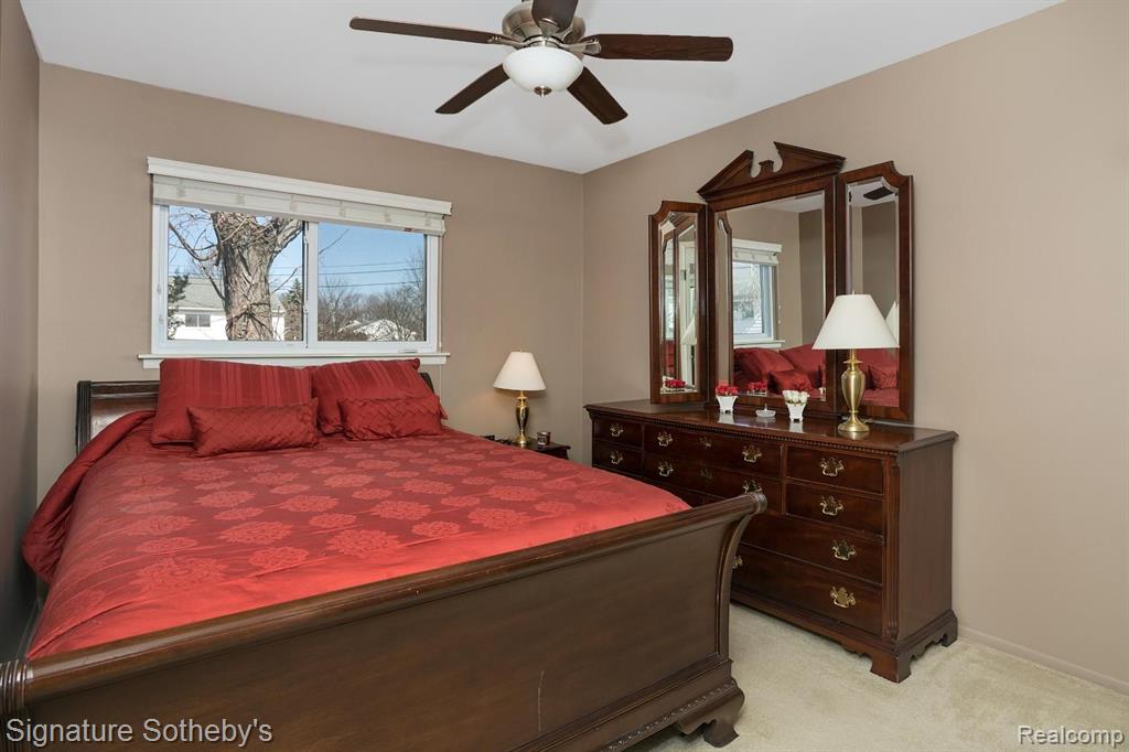 2324 Hillendale Drive Rochester Hills, MI 48309 - Photo 25 of 48
