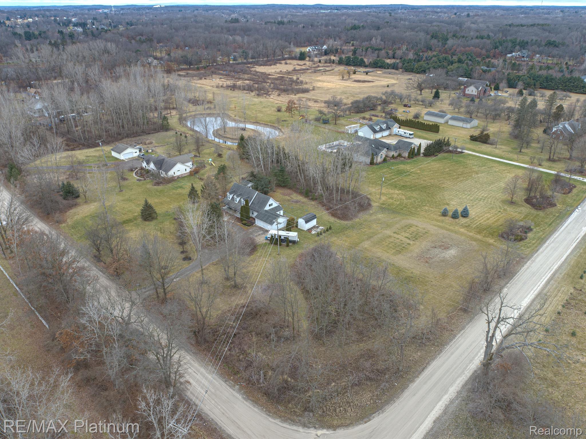 1022 Hunter Road Brighton, MI 48114 - Photo 24 of 26 Gallery Image 24