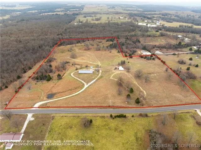 $374,900 | 5080 Highway 7, Montreal, MO 65591