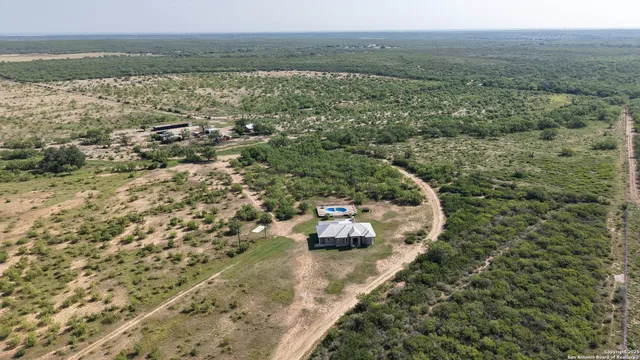 $1,350,000 | 4947 Farm To Market 2200, Hondo, TX 78861