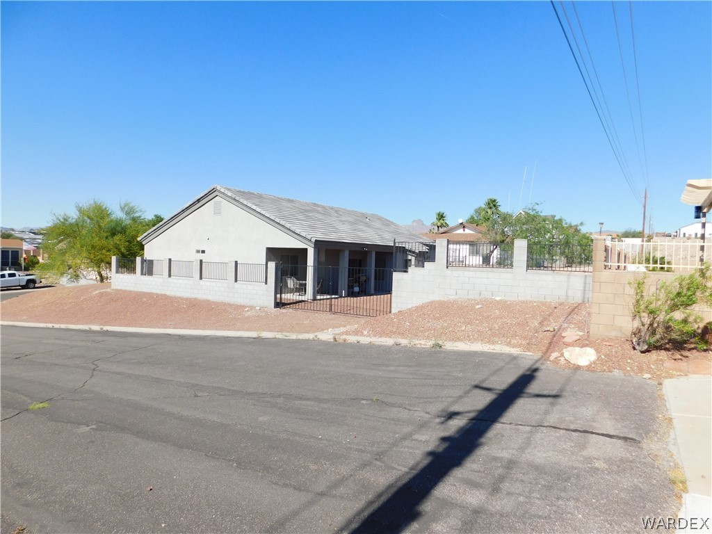 3370 South Ridge Avenue Bullhead City, AZ 86429 - Photo 9 of 56 a view of house and outdoor space