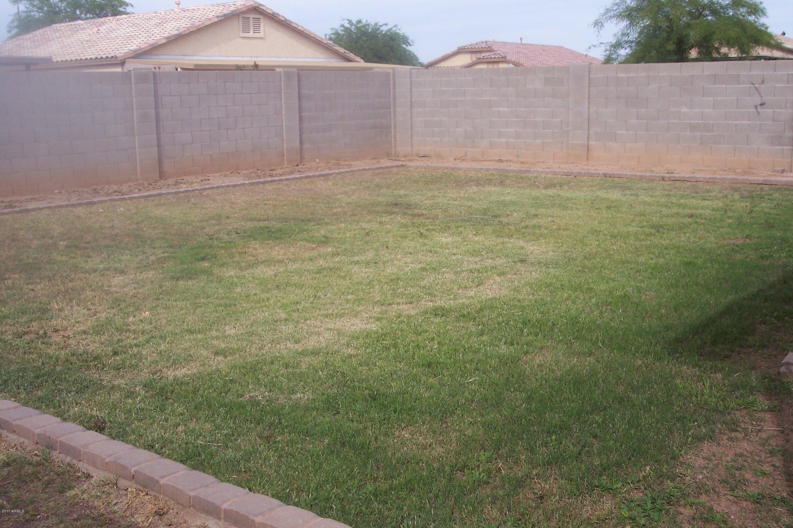 7120 West Zak Road Phoenix, AZ 85043 - Photo 3 of 10