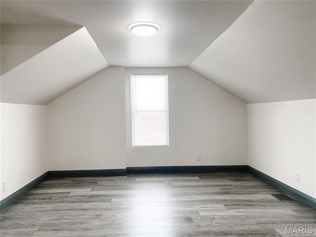 2020 6th Street Madison, IL 62060 - Photo 22 of 27