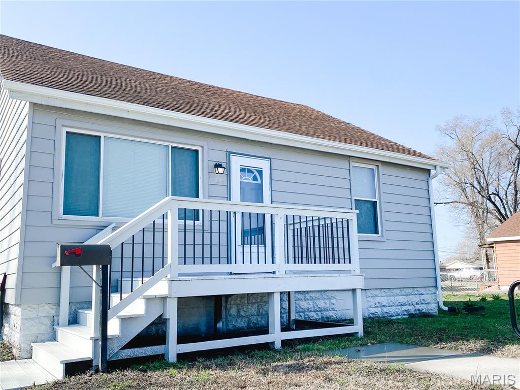 2020 6th Street Madison, IL 62060 - Photo 3 of 27