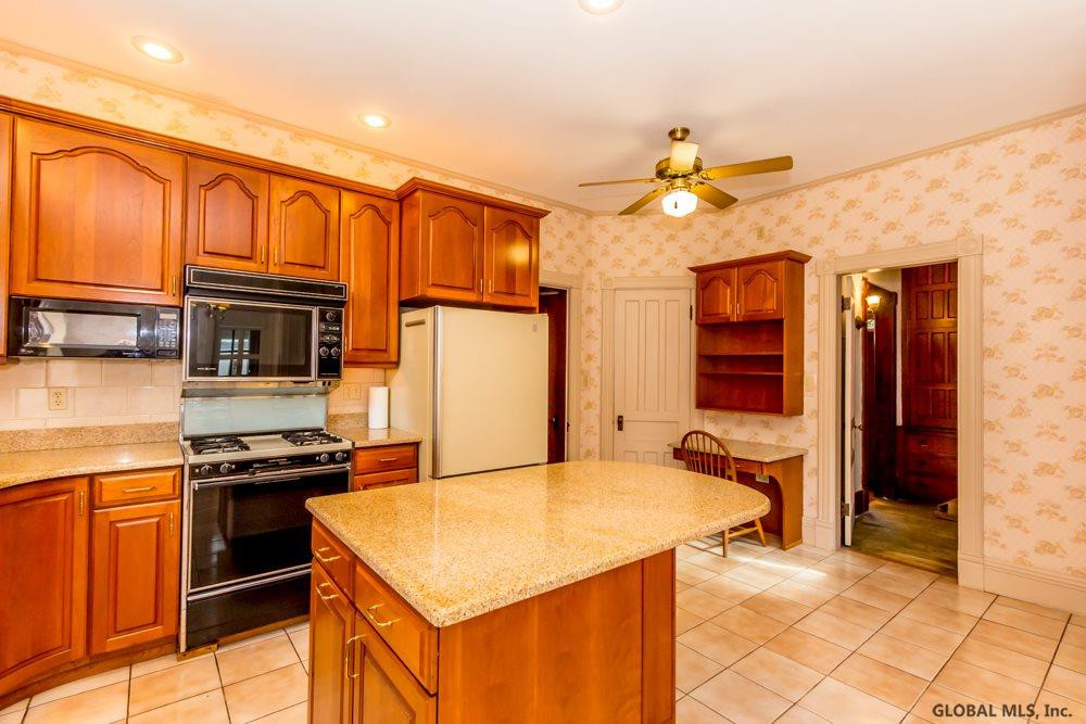 77 Schermerhorn Road Rotterdam, NY 12306 - Photo 6 of 25 Photo 6