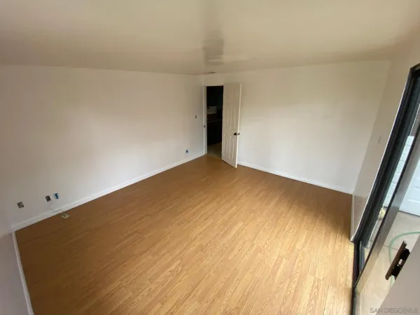 $3,945 | 864 Glencoe Drive, San Diego, CA 92114