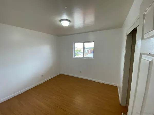 $3,945 | 864 Glencoe Drive, San Diego, CA 92114