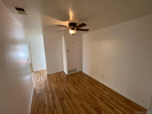 $3,945 | 864 Glencoe Drive, San Diego, CA 92114