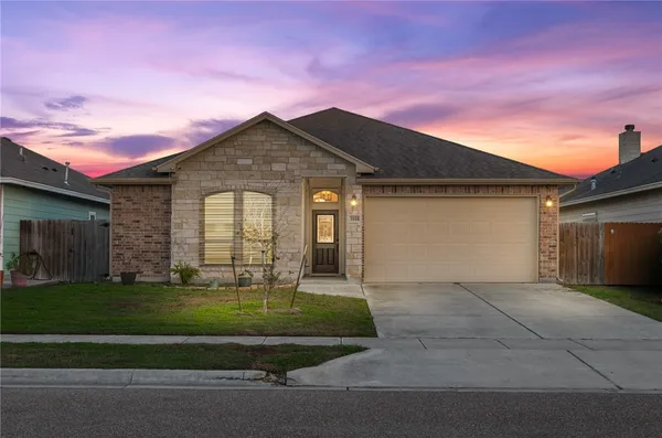 $374,777 | 3818 Pennine Way, Corpus Christi, TX 78414
