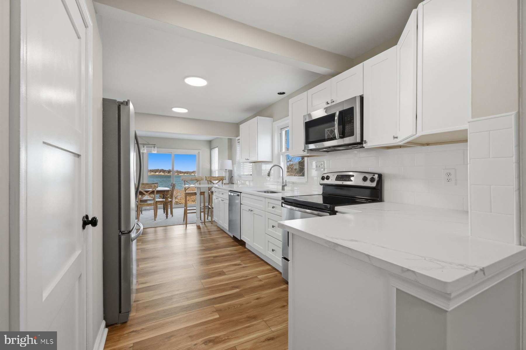 3476 South River Terrace Edgewater, MD 21037 - Photo 13 of 65 Kitchen