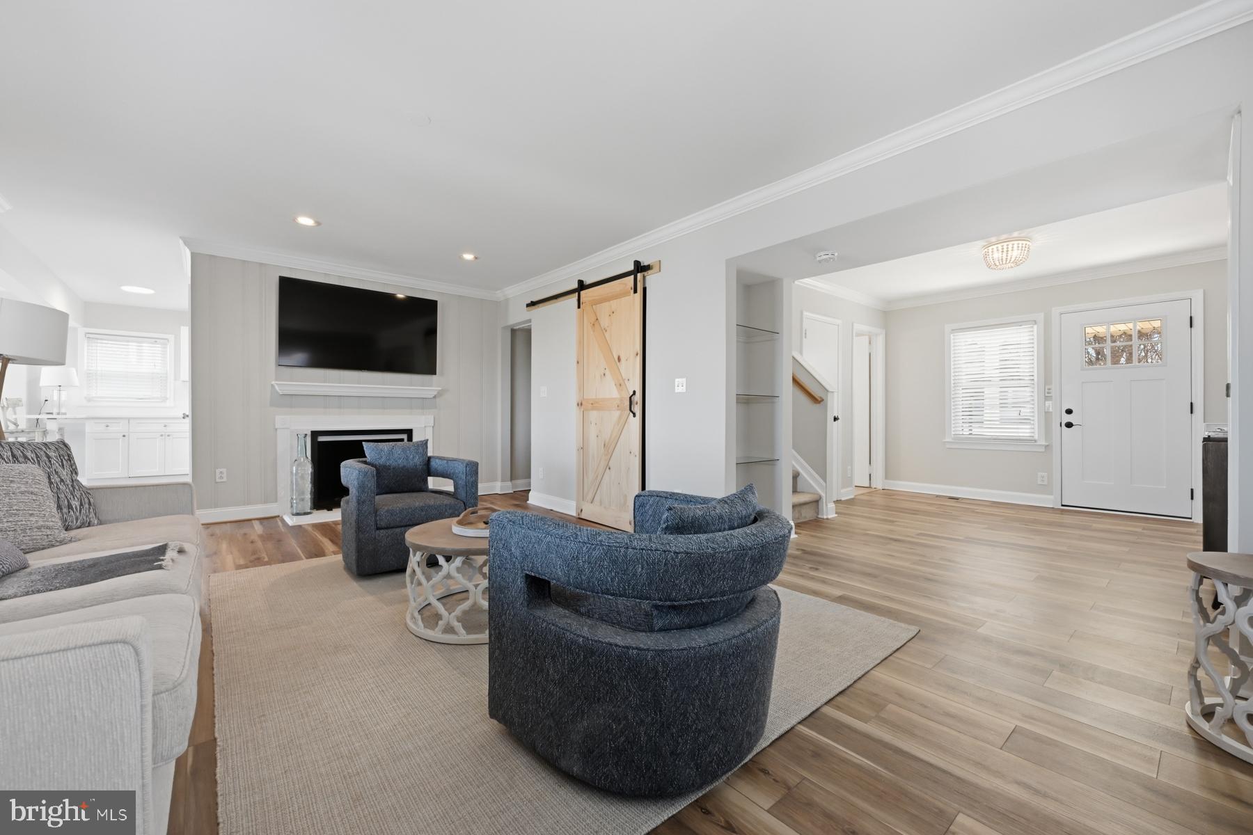 3476 South River Terrace Edgewater, MD 21037 - Photo 18 of 65 Family Room w/view