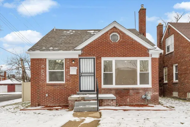 $214,500 | 19303 Hubbell Avenue, Detroit, MI 48235