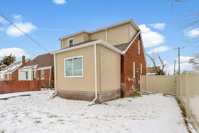 $214,500 | 19303 Hubbell Avenue, Detroit, MI 48235