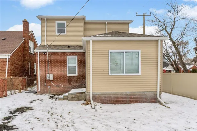 $214,500 | 19303 Hubbell Avenue, Detroit, MI 48235