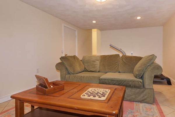 81 Pratts Mill Road Sudbury, MA 01776 - Photo 17 of 28 Gallery Image 17
