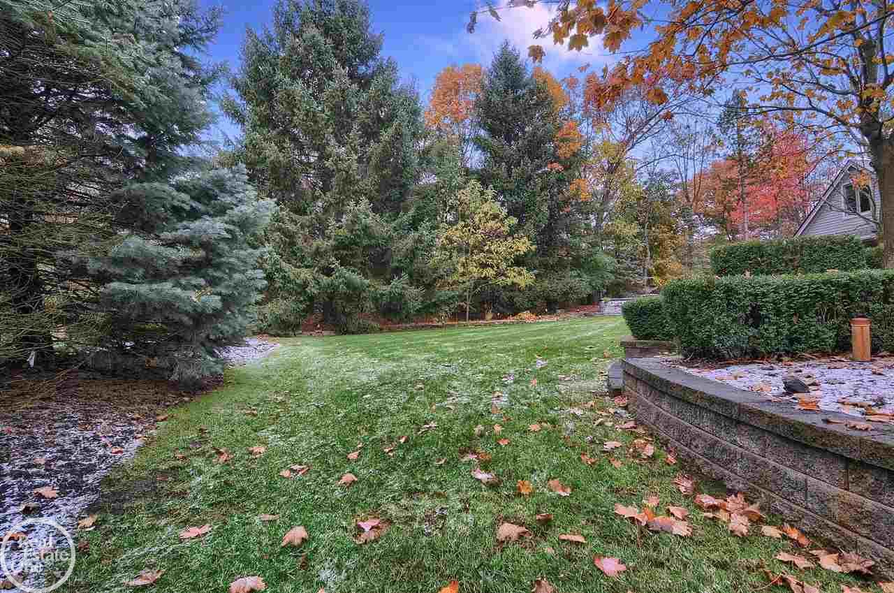 1476 Highpoint Court Rochester, MI 48306 - Photo 14 of 75 50028039-13.JPG